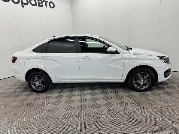 Lada (ВАЗ) Vesta I Рестайлинг (NG) с пробегом 2024 года, цена 1 379 000 рублей, 5170 км, седан, Автокод Объявления