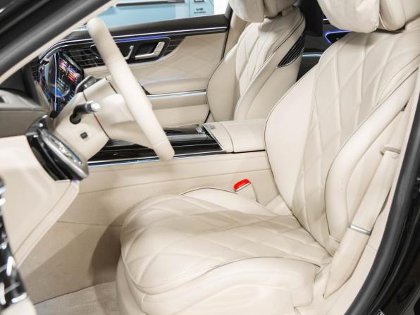 Новый Mercedes-Benz Maybach S-Класс II (Z223) Рестайлинг 2026 года, цена 48 500 000 рублей, седан, Автокод Объявления