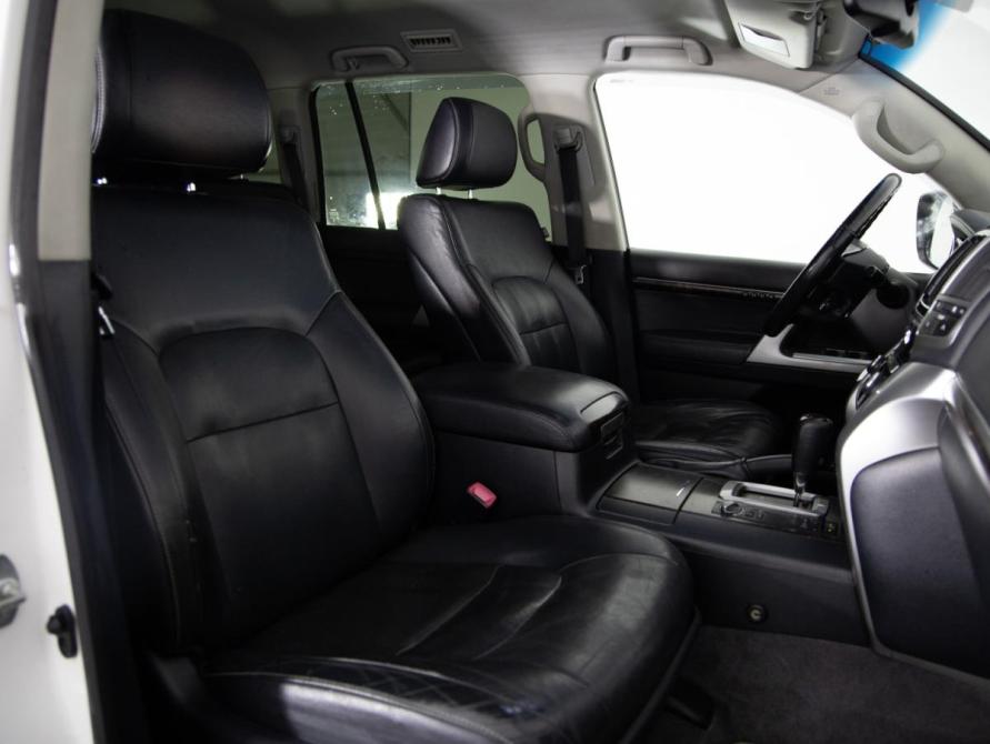 Toyota Land Cruiser 200 Series Рестайлинг 1 Санкт-Петербург  - изображение 12
