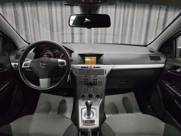 Opel Astra H Рестайлинг с пробегом 2010 года, цена 530 000 рублей, 118000 км, хэтчбек, Автокод Объявления