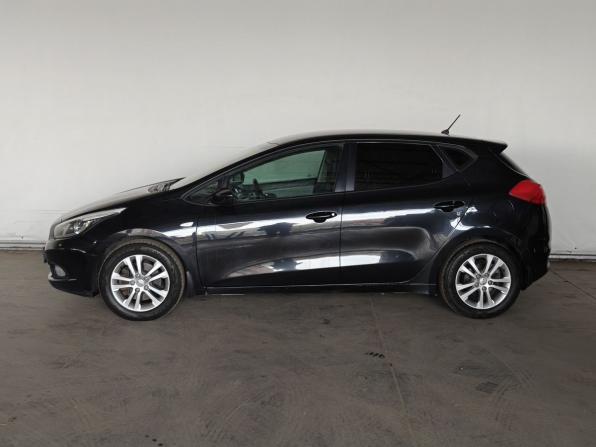 Kia Ceed II с пробегом 2015 года, цена 1 195 000 рублей, 165142 км, хэтчбек, Автокод Объявления