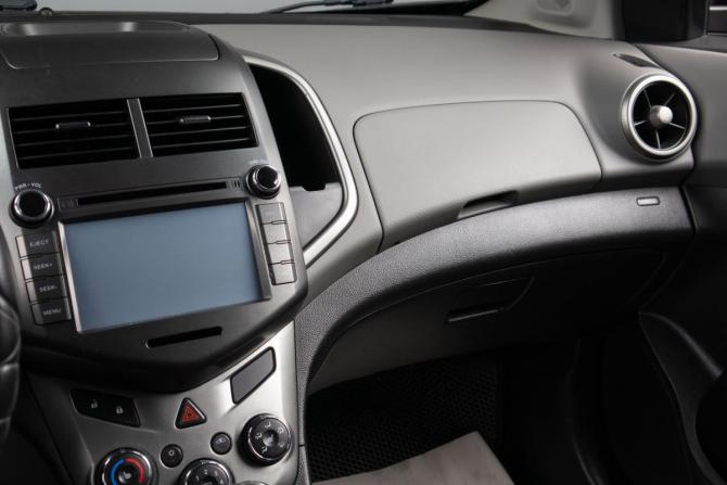 Chevrolet Aveo II с пробегом 2015 года, цена 699 000 рублей, 169325 км, седан, Автокод Объявления