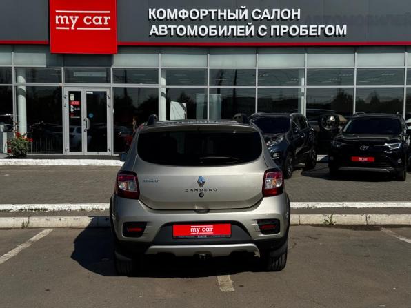 Renault Sandero II с пробегом 2018 года, цена 620 000 рублей, 170000 км, хэтчбек, Автокод Объявления