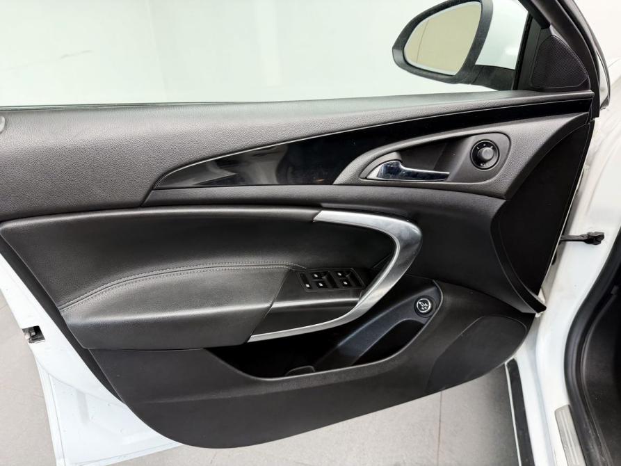 Opel Insignia I Москва  - изображение 11