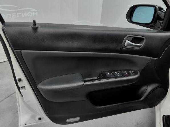 Honda Accord VII Рестайлинг с пробегом 2007 года, цена 700 000 рублей, 292521 км, седан, Автокод Объявления