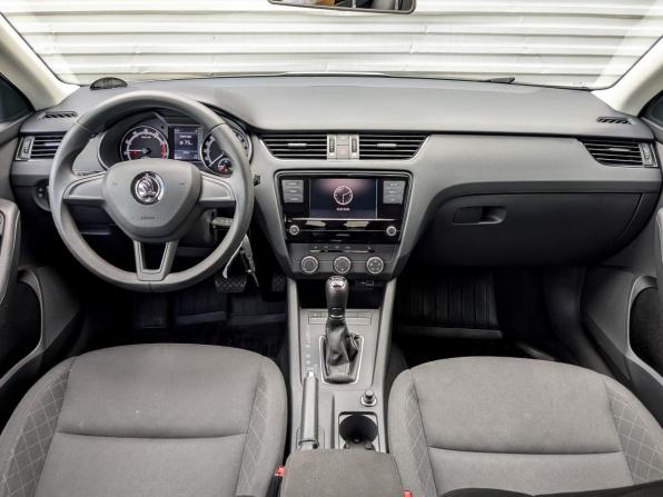 Skoda Octavia III (A7) Рестайлинг с пробегом 2020 года, цена 1 875 000 рублей, 65171 км, лифтбек, Автокод Объявления