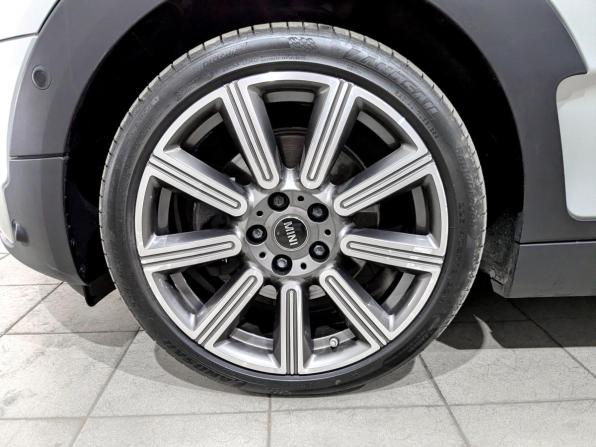 Mini Clubman II Рестайлинг с пробегом 2022 года, цена 3 700 000 рублей, 33127 км, универсал, Автокод Объявления