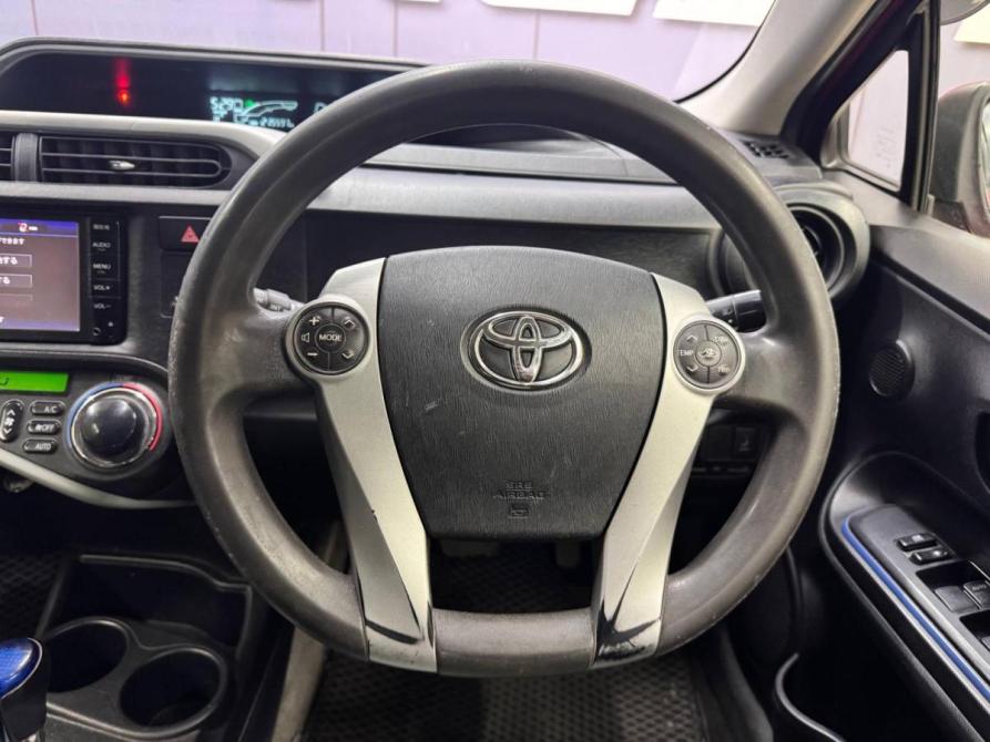 Toyota Aqua I Благовещенск  - изображение 21