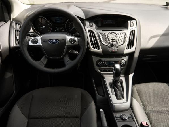Ford Focus III с пробегом 2012 года, цена 648 000 рублей, 235171 км, хэтчбек, Автокод Объявления