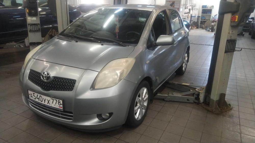 Toyota Yaris II Санкт-Петербург  - изображение 1