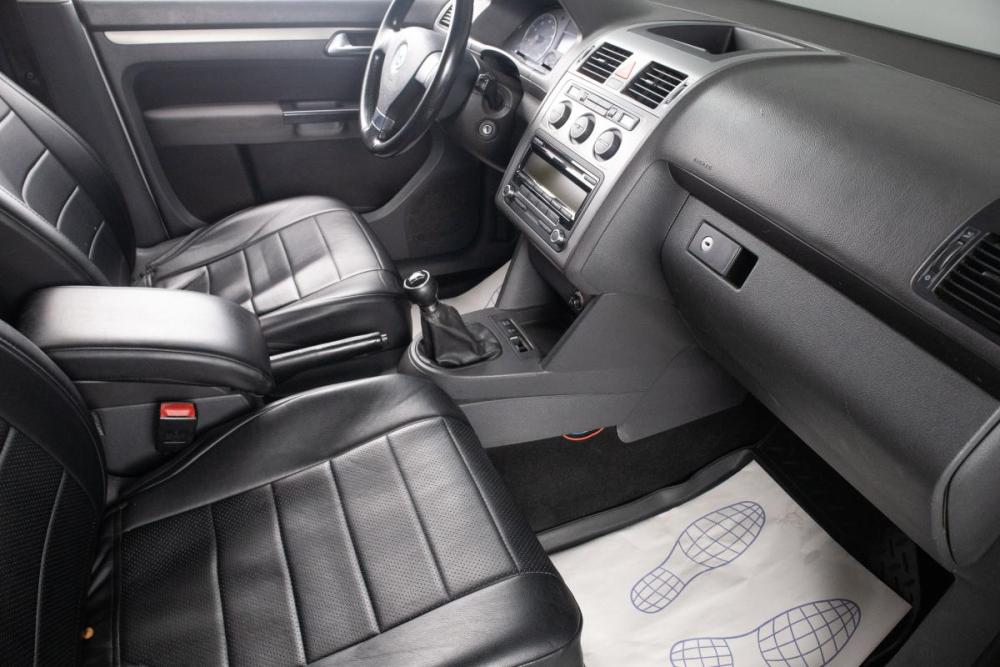 Volkswagen Touran I Рестайлинг Оренбург  - изображение 16