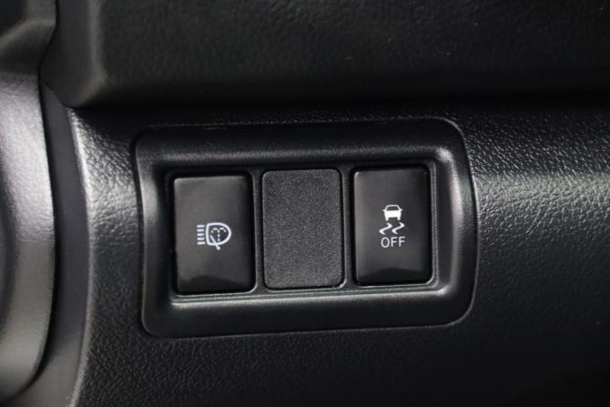 Toyota Camry VII (XV50) Рестайлинг 2 с пробегом 2018 года, цена 2 555 550 рублей, 136672 км, седан, Автокод Объявления