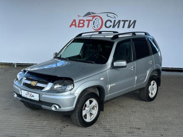 Chevrolet Niva I Рестайлинг с пробегом 2017 года, цена 690 000 рублей, 151200 км, внедорожник, Автокод Объявления