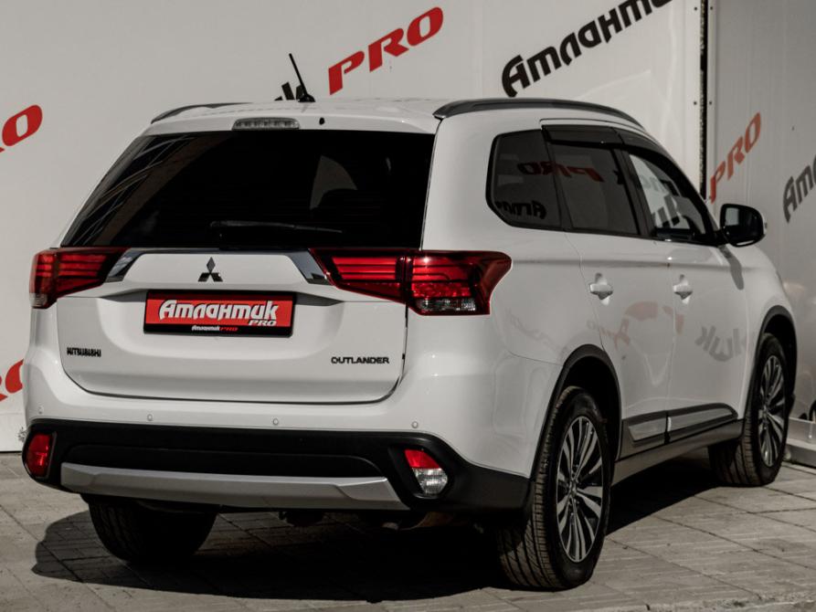 Mitsubishi Outlander III Рестайлинг 2 Екатеринбург  - изображение 7