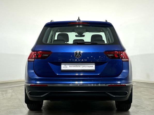 Volkswagen Tiguan II Рестайлинг с пробегом 2021 года, цена 2 690 000 рублей, 68510 км, внедорожник, Автокод Объявления
