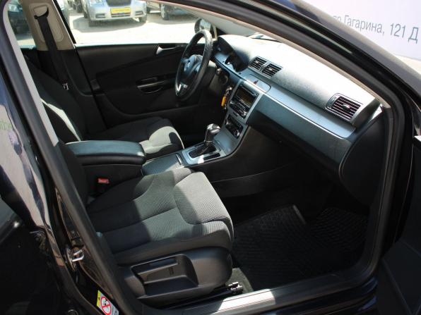 Volkswagen Passat B6 с пробегом 2010 года, цена 519 000 рублей, 303924 км, седан, Автокод Объявления