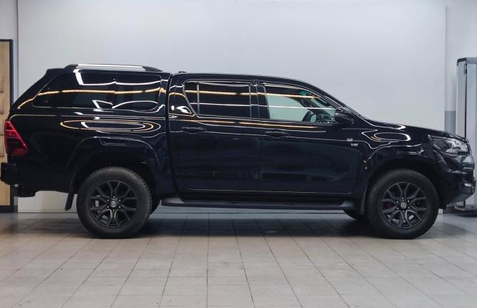Toyota Hilux VIII Рестайлинг 2 с пробегом 2022 года, цена 5 695 000 рублей, 63000 км, пикап, Автокод Объявления