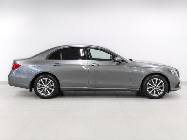 Mercedes-Benz E-Класс V (W213 S213 C238) с пробегом 2018 года, цена 2 650 000 рублей, 103700 км, седан, Автокод Объявления
