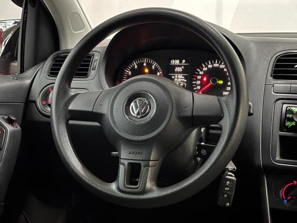 Volkswagen Polo V с пробегом 2011 года, цена 750 000 рублей, 253050 км, хэтчбек, Автокод Объявления