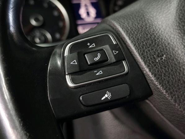 Volkswagen Tiguan I Рестайлинг с пробегом 2015 года, цена 1 422 000 рублей, 153000 км, внедорожник, Автокод Объявления