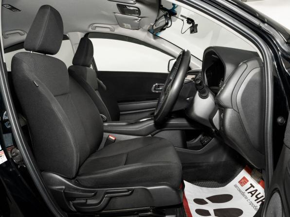 Honda Vezel I с пробегом 2017 года, цена 1 740 000 рублей, 96921 км, внедорожник, Автокод Объявления