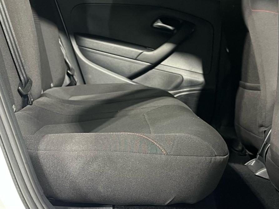Volkswagen Polo V Рестайлинг Ижевск  - изображение 16