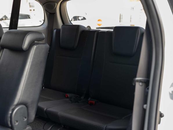 Toyota Wish II Рестайлинг с пробегом 2014 года, цена 1 550 000 рублей, 101991 км, минивэн, Автокод Объявления