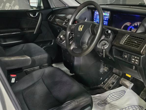 Honda Elysion I Рестайлинг с пробегом 2009 года, цена 1 280 000 рублей, 299500 км, минивэн, Автокод Объявления