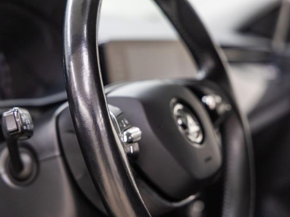 Skoda Rapid II с пробегом 2021 года, цена 1 498 000 рублей, 110441 км, лифтбек, Автокод Объявления