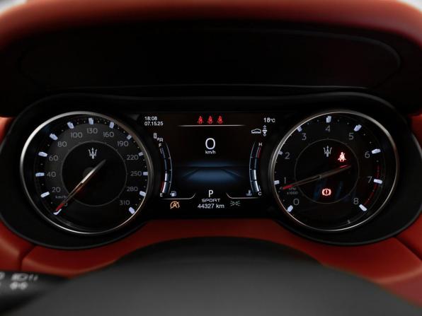 Maserati Levante I Рестайлинг с пробегом 2021 года, цена 7 100 000 рублей, 44325 км, внедорожник, Автокод Объявления