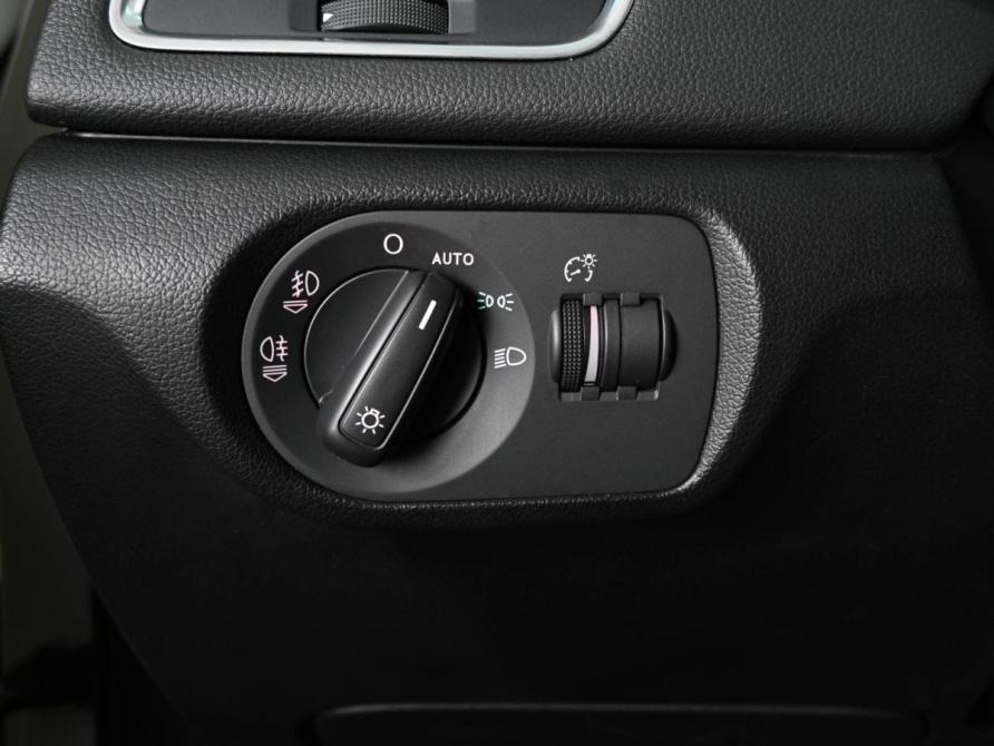 Audi Q3 I (8U) Ростов-на-Дону  - изображение 18