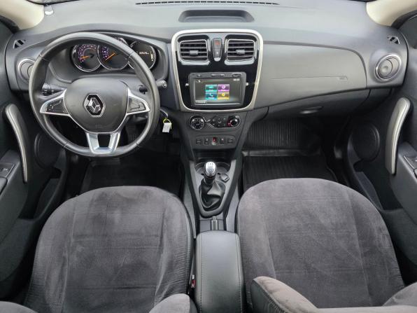 Renault Logan II Рестайлинг с пробегом 2022 года, цена 1 200 000 рублей, 82700 км, седан, Автокод Объявления