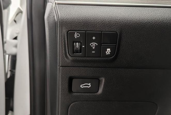 Kia K5 III с пробегом 2021 года, цена 2 504 000 рублей, 55630 км, седан, Автокод Объявления