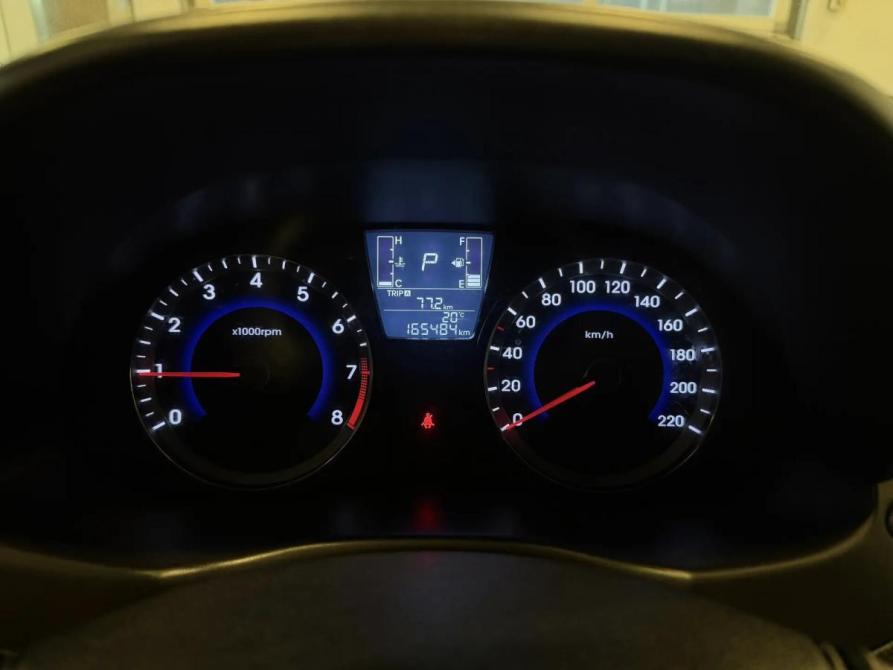 Hyundai Solaris I Рестайлинг Подольск  - изображение 14