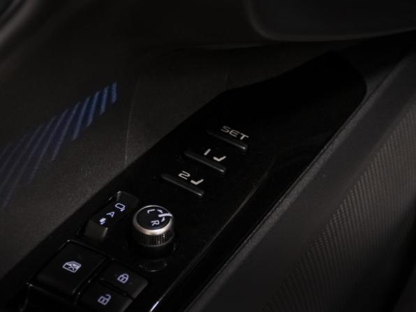 Toyota Camry IX (XV80) China Market с пробегом 2026 года, цена 4 298 000 рублей, 9113 км, седан, Автокод Объявления