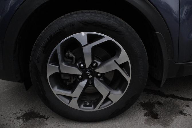 Kia Sportage IV Рестайлинг с пробегом 2019 года, цена 1 895 000 рублей, 140239 км, внедорожник, Автокод Объявления