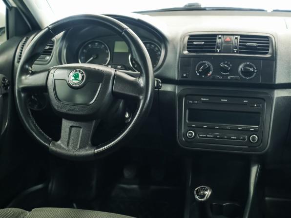 Skoda Fabia II с пробегом 2010 года, цена 500 000 рублей, 102469 км, хэтчбек, Автокод Объявления