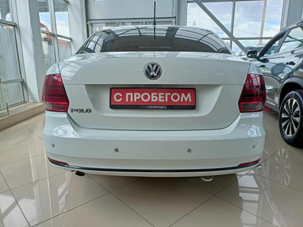 Volkswagen Polo V Рестайлинг с пробегом 2016 года, цена 899 000 рублей, 170000 км, седан, Автокод Объявления