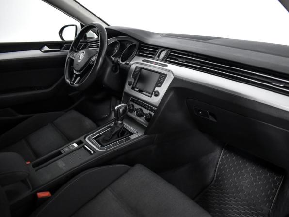 Volkswagen Passat B8 с пробегом 2015 года, цена 1 549 000 рублей, 147538 км, седан, Автокод Объявления