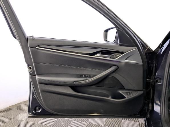 BMW 5 серии VII (G30/G31/G38) с пробегом 2019 года, цена 3 170 000 рублей, 170029 км, седан, Автокод Объявления