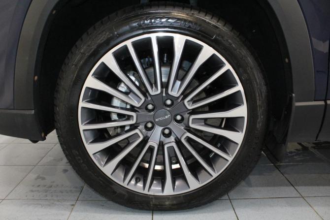 JETOUR X90+ с пробегом 2023 года, цена 2 450 000 рублей, 27411 км, внедорожник, Автокод Объявления