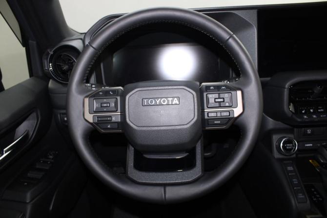 Toyota Land Cruiser Prado 250 Series с пробегом 2025 года, цена 13 100 000 рублей, 1100 км, внедорожник, Автокод Объявления