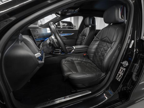 BMW 7 серии VII (G70) с пробегом 2023 года, цена 11 650 000 рублей, 73435 км, седан, Автокод Объявления