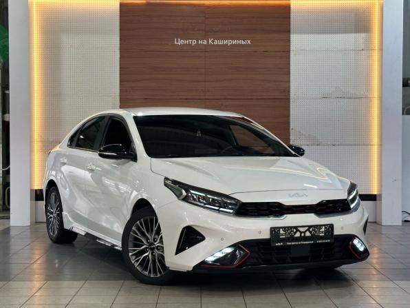 Kia Cerato IV Рестайлинг с пробегом 2022 года, цена 2 899 999 рублей, 35952 км, седан, Автокод Объявления