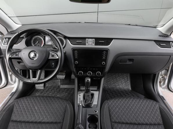 Skoda Octavia III (A7) Рестайлинг с пробегом 2017 года, цена 2 149 000 рублей, 78233 км, лифтбек, Автокод Объявления