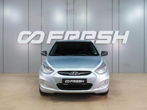 Hyundai Solaris I с пробегом 2012 года, цена 799 000 рублей, 218965 км, седан, Автокод Объявления