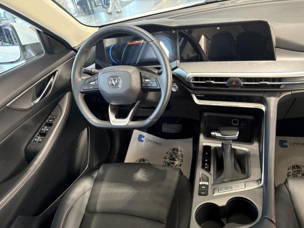Changan CS35 Plus I Рестайлинг с пробегом 2023 года, цена 1 818 800 рублей, 27135 км, внедорожник, Автокод Объявления