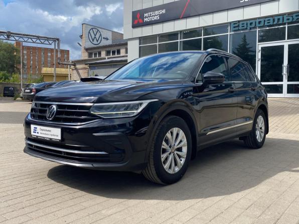 Volkswagen Tiguan II Рестайлинг с пробегом 2021 года, цена 2 739 000 рублей, 158000 км, внедорожник, Автокод Объявления