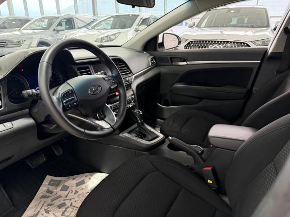 Hyundai Elantra VI (AD) Рестайлинг с пробегом 2019 года, цена 1 800 000 рублей, 67419 км, седан, Автокод Объявления