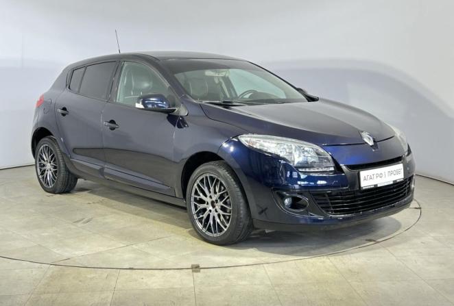 Renault Megane III Рестайлинг с пробегом 2013 года, цена 740 000 рублей, 147000 км, хэтчбек, Автокод Объявления